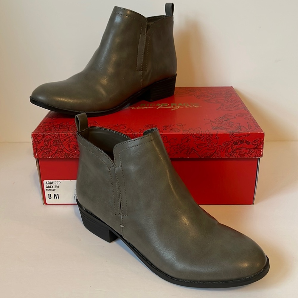 NWT American Rag Cadee Ankle Booties